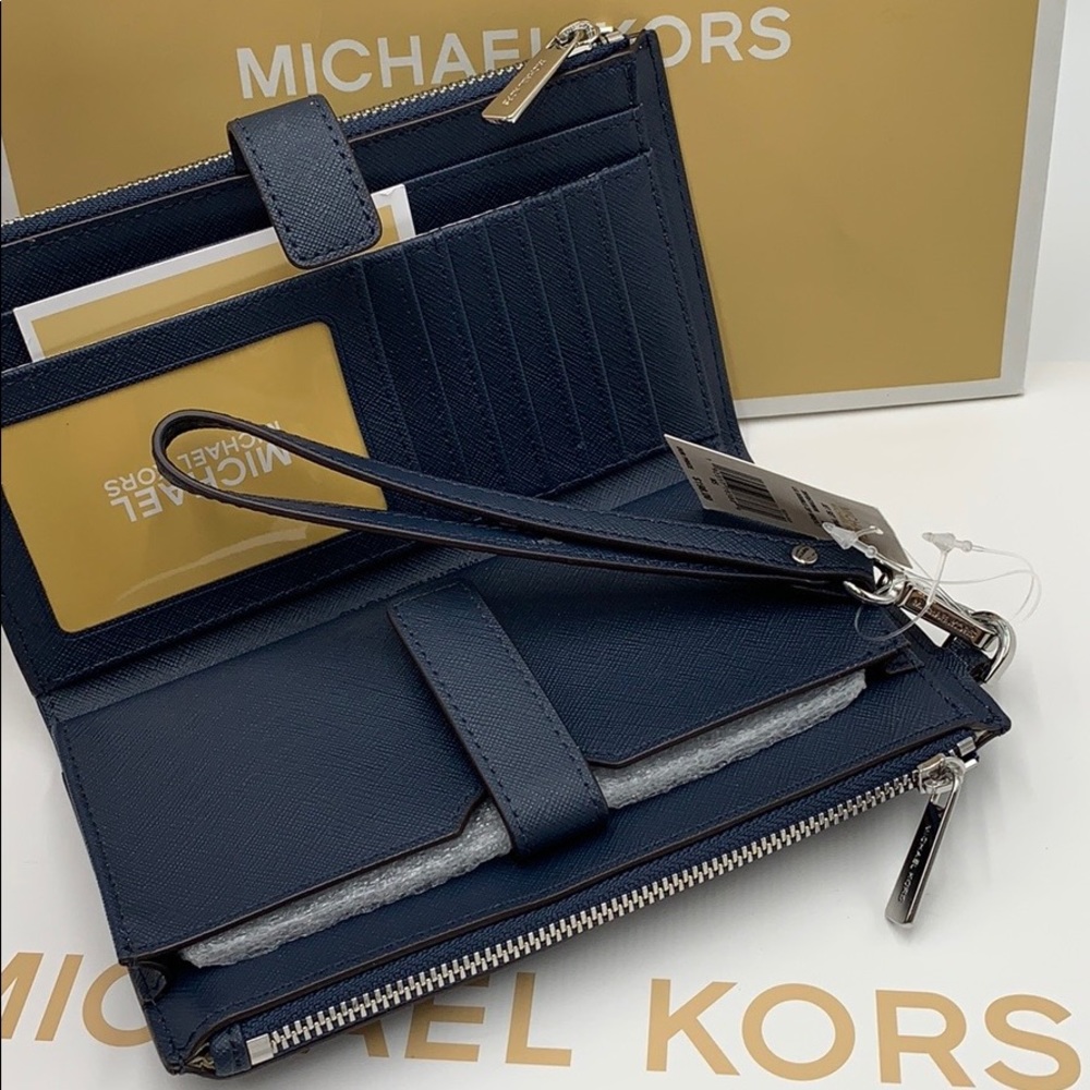 MICHAEL KORS JET SET TRAVEL LG DOUBLE ZIP WRISTLET PHONE HOLDER CASE WALLET NWT - Picture 15 of 16